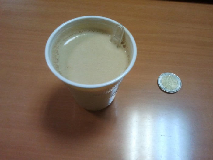 cafe con avellana y azucar vending