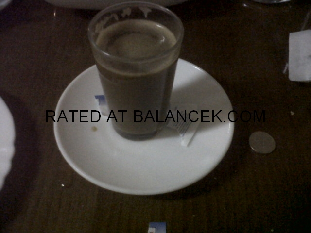 cafe poco cortado con sacarina